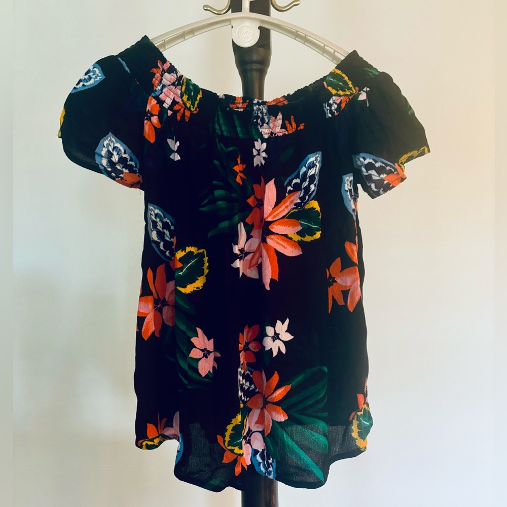EUC Old Navy smocked neck off shoulder Hawaiian tropical short sleeve | S